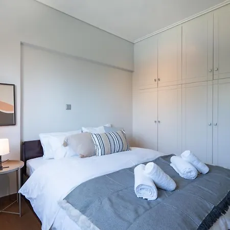 Seaside 2 Bedrooms In Glyfada 아파트 아테네