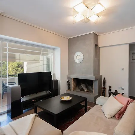 Seaside 2 Bedrooms In Glyfada 아파트 아테네
